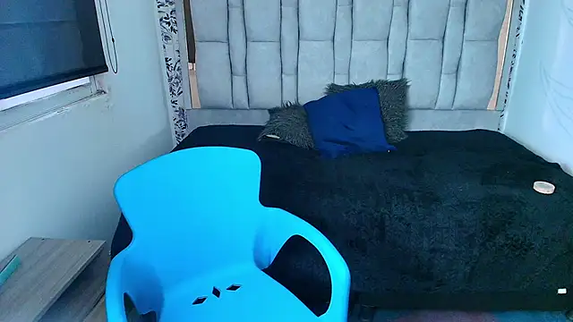 Chat +18 de Keyla_Brunette_ ao vivo