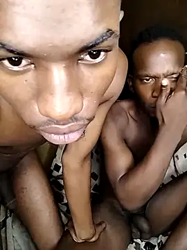 Breezyvikky: απευθείας συνομιλία ΧΧΧ