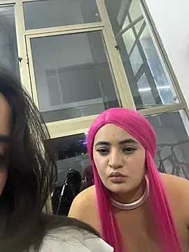 Antonella_Julieta Chat XXX in diretta