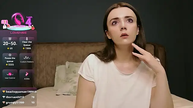 IamMolly's Live XXX Chat