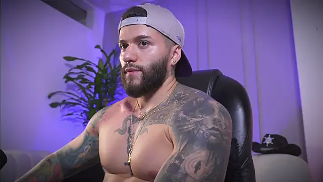 Chatroom XXX en direct de Frank_Farrell