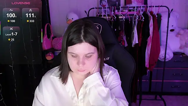 AmyVibess' Live XXX Chat