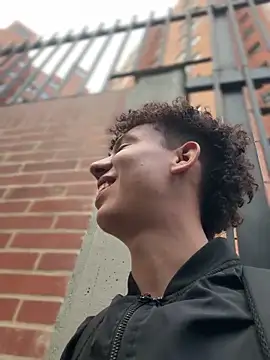 Chat XXX Live yoursexyjose