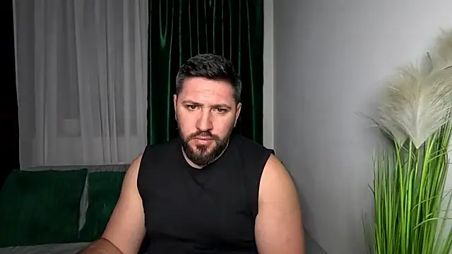 XXX chat uživo modela Gold_Alpha_Boy