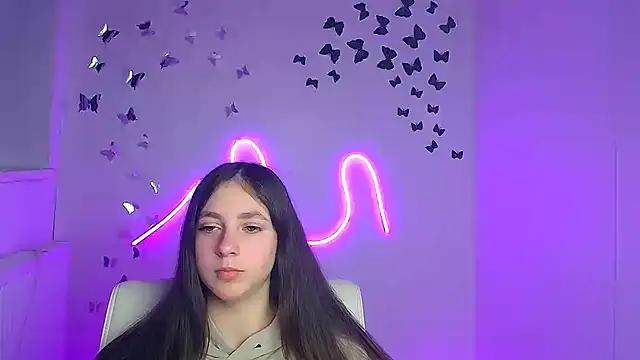 KissMeJulia's Live XXX Chat