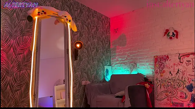 Živý XXX chat altertyan