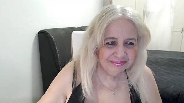 Chat +18 de SusiLifeXXX ao vivo