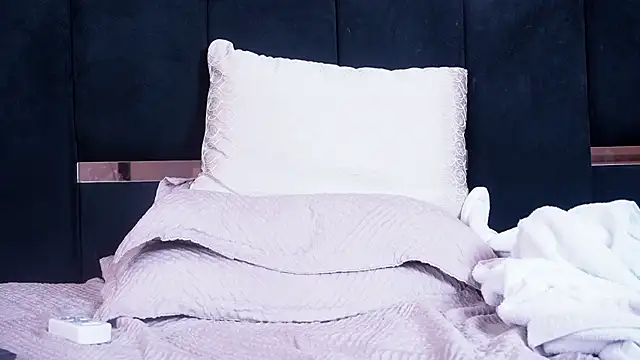 Brad_Scot_Patrick Chat XXX live