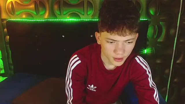 cruz_dante Adlı Modelin Web Kamerası Şovu