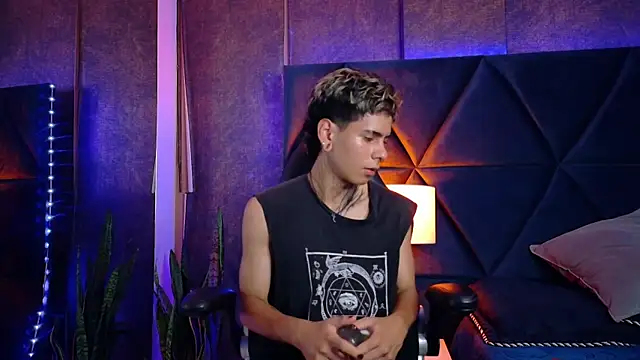 Онлайн чат XXX Bel_Sebu