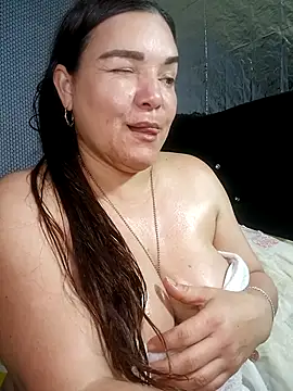 Zuleyka_69's Live XXX Chat