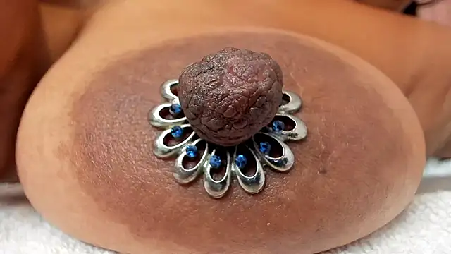 zara_lopez's Live XXX Chat