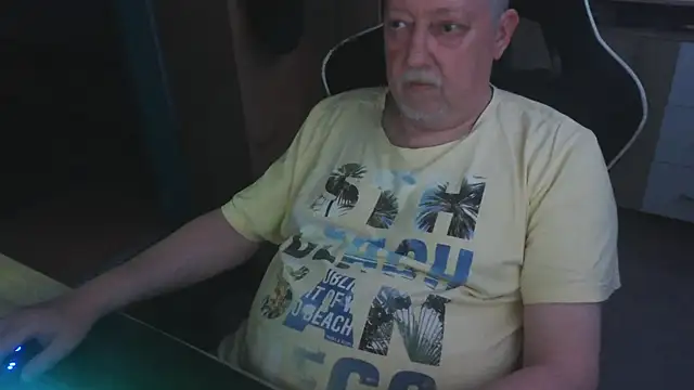 Teddybaer372 Live XXX-Chat