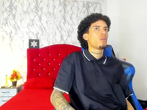 Ryder-Stone's Live XXX Chat