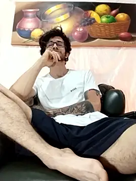 Loggan_donnelly: απευθείας συνομιλία ΧΧΧ