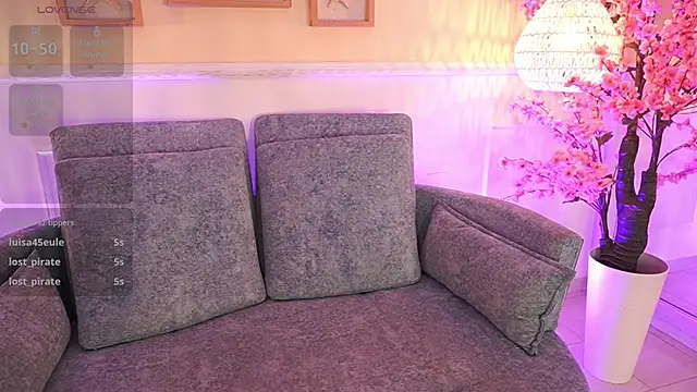 MeganLowell: онлайн-секс-чат