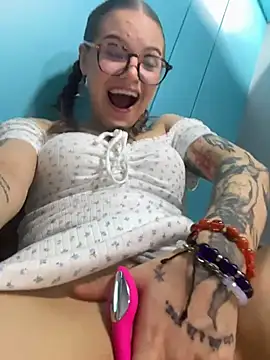 Chat +18 de Tallulah_Kinky ao vivo