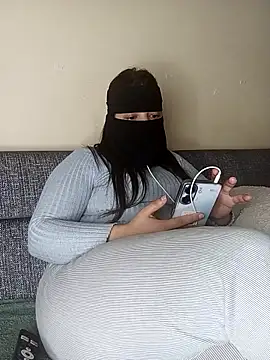 LONA-_- Obrolan Langsung XXX