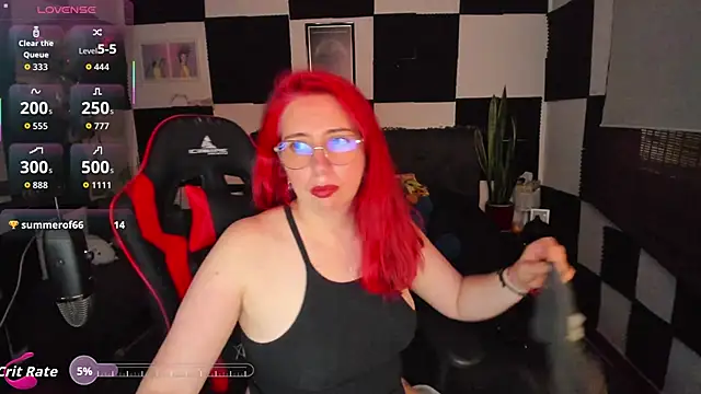 Ursula_fire Chat XXX in diretta