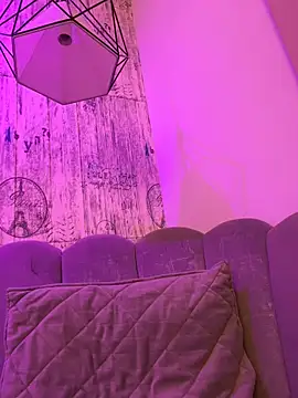 AbyThompson Chat XXX in diretta