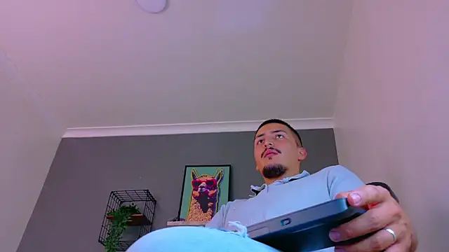 แชท XXX สดของ MrFox__