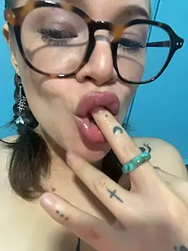 Tallulah_Kinky Chat XXX in diretta