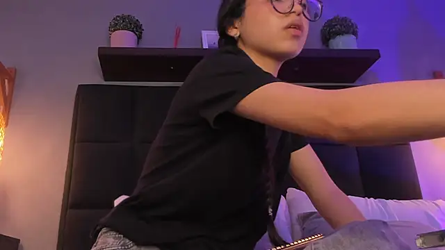 sofi_alix Chat XXX in diretta