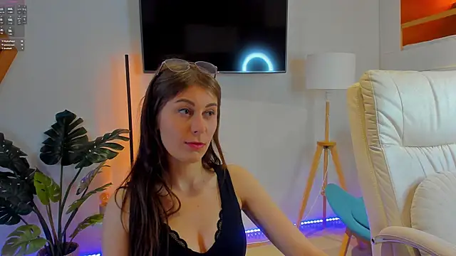 Hailey_Green 现场XXX聊天