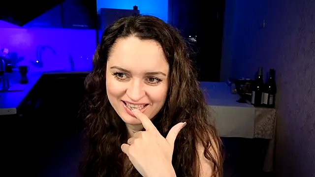 Chat +18 de Cerann1 ao vivo