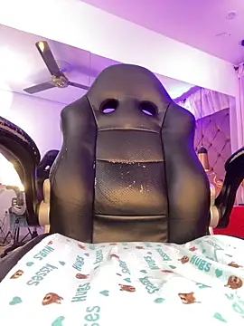 Chat XXX en directo de Auri__