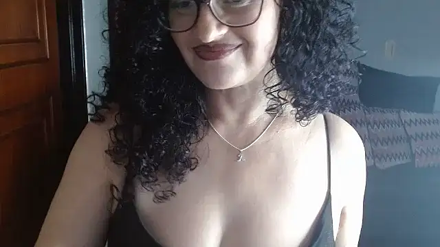 XXX chat uživo modela MATURETOPASIO