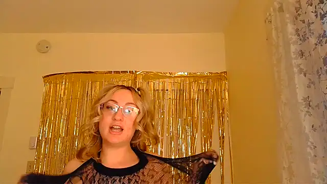 دردشة switchykitty الجنسية المباشرة