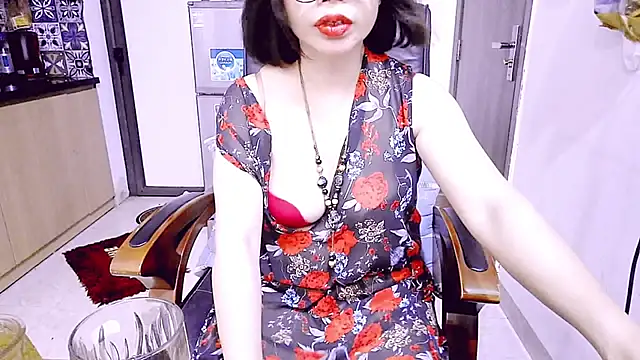 Chat XXX ao vivo de Miu-Le