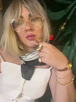 MillaNox's Live XXX Chat