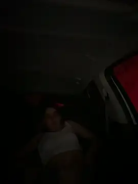 Chat XXX ao vivo de DoriDelux66