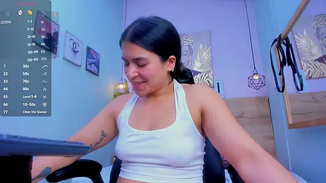 lalytulu99's Live XXX Chat