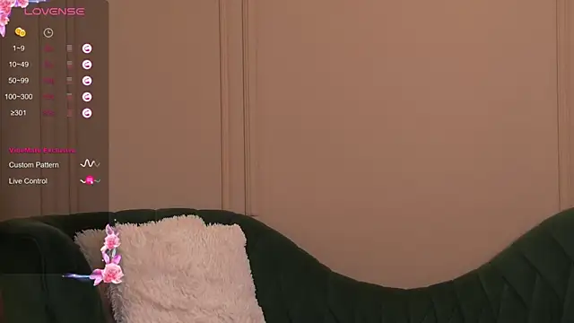 Bailey_Rush's Live Chat Room