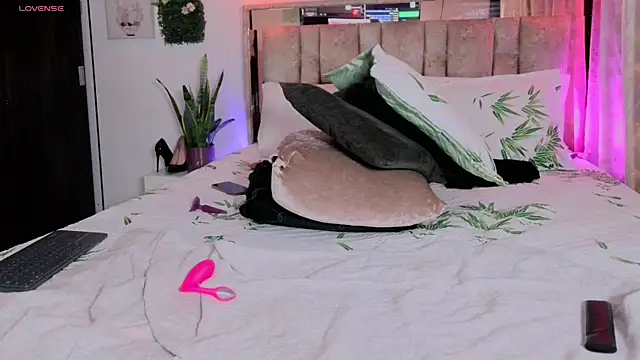 XXX chat uživo modela Dulce_Morrys