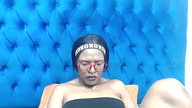 Živý XXX chat SpicyQueenxxxx