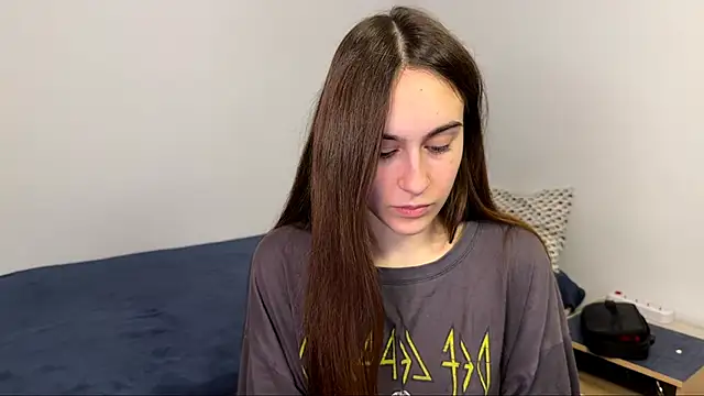 AliceKolltt – Naživo XXX chat