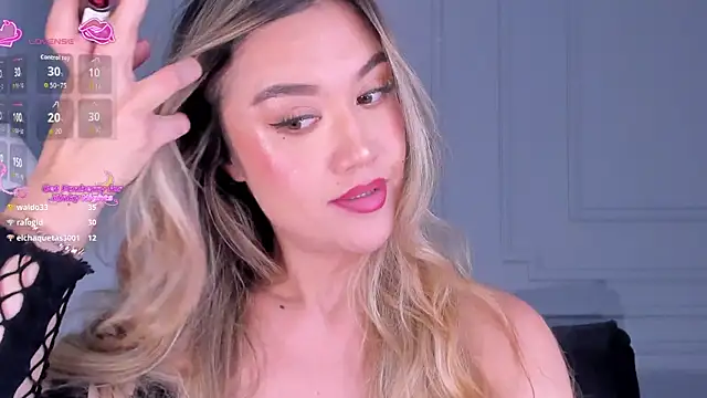 RebeccaHudson Chat XXX in diretta