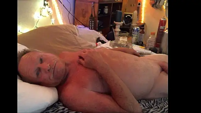 Pussyeat2please 现场XXX聊天