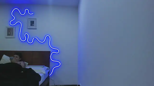 hardcoreheat_ind Chat XXX in diretta