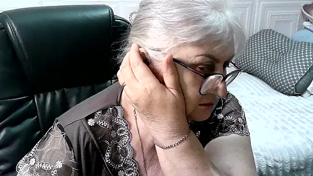 Chat +18 de LolkaAlyss ao vivo