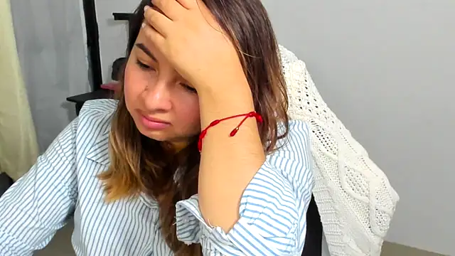 __Emma__11__Lecat_ – Naživo XXX chat