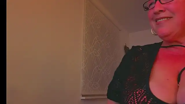 conny99 élő XXX-chatje