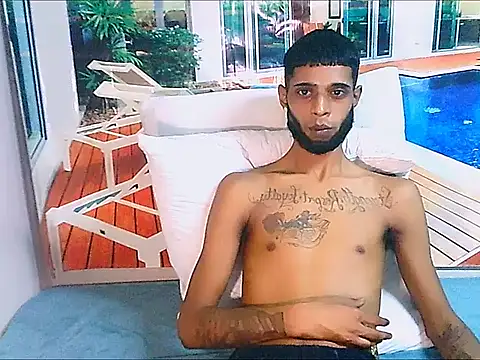 CharmingIndian1のライブXXXチャット