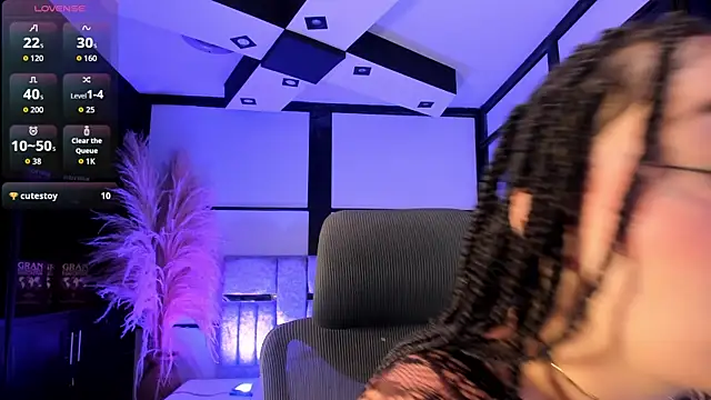 lalabunny_'s Live XXX Chat