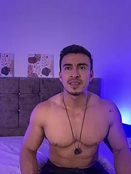 Show modela Chris_Clarck na web-kameri