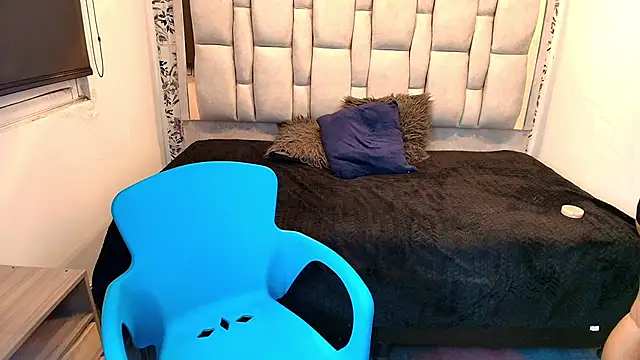 แชท XXX สดของ Keyla_Brunette_